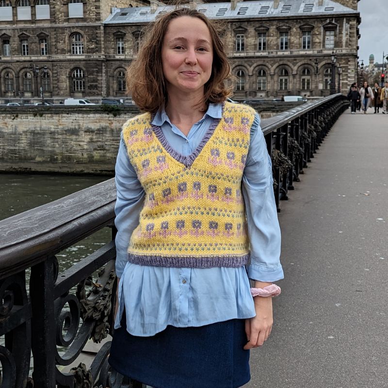 patron de tricot gilet sans manche avec changement de couleur jacquard