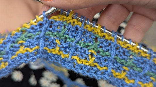 Customiser un gilet ou pull existant : astuces simples pour un effet unique (le guide complet)