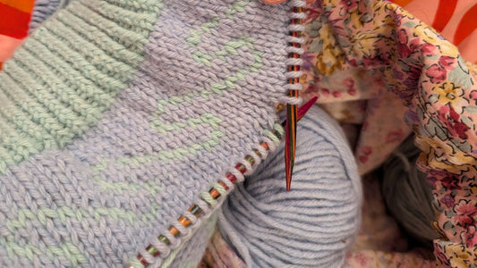 🧶 Sac à tricot et rangement : comment organiser son matériel comme un pro ?