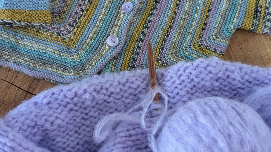 🧶 Introduction au tricot continental : avantages et méthodes pour tricoter plus vite et avec fluidité