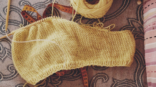 ✨ Tricoter avec des perles : techniques faciles et projets inspirants à découvrir