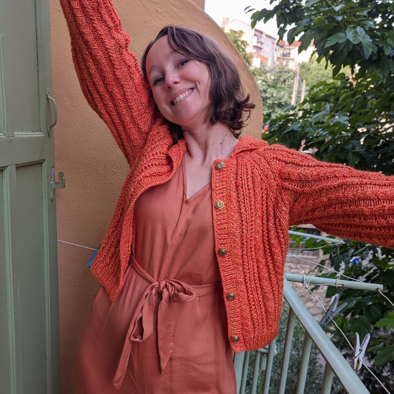 Vintage Fall Cardigan - Knitting Pattern