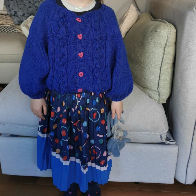 Détail jersey et torsade du gilet Twist and Shout version enfant